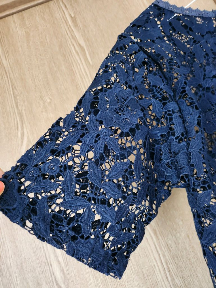 새상품입니다 플라워패턴 자수 시스루 블라우스--5