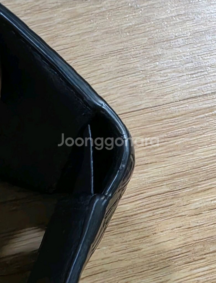 구찌 남성 반지갑 정품 판매합니다.--4