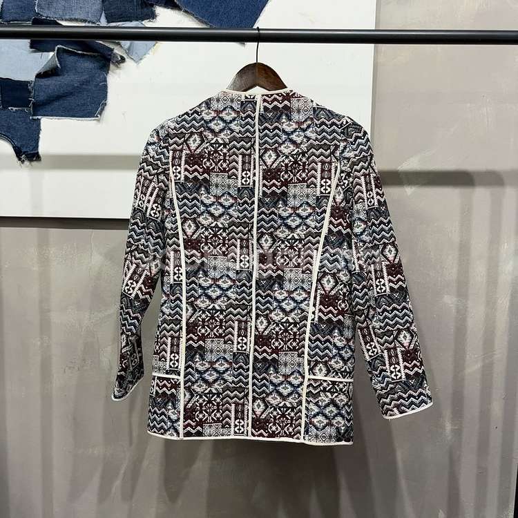 (90) 자라 ZARA 여성 에스닉 자카드 노카라 자켓--3