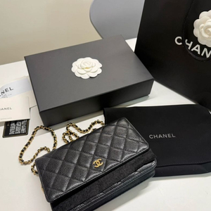 샤넬 woc캐비어 금장 판매합니다