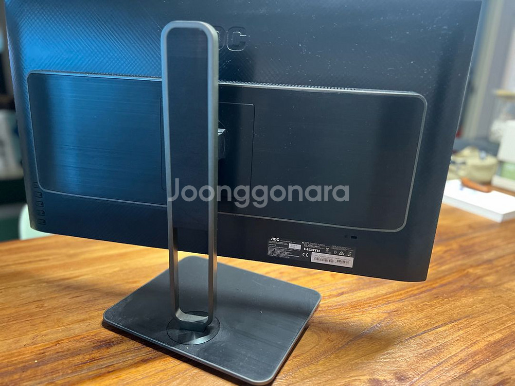 27 인치 QHD 모니터 / USB-C 연결 /--1