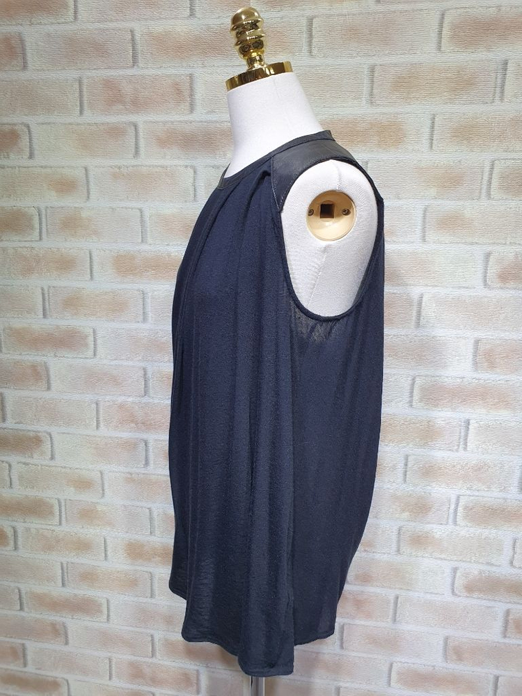 핼무트랭 정품 새것수준 양가죽 배색 뒷지퍼 셔링티 M 이미지