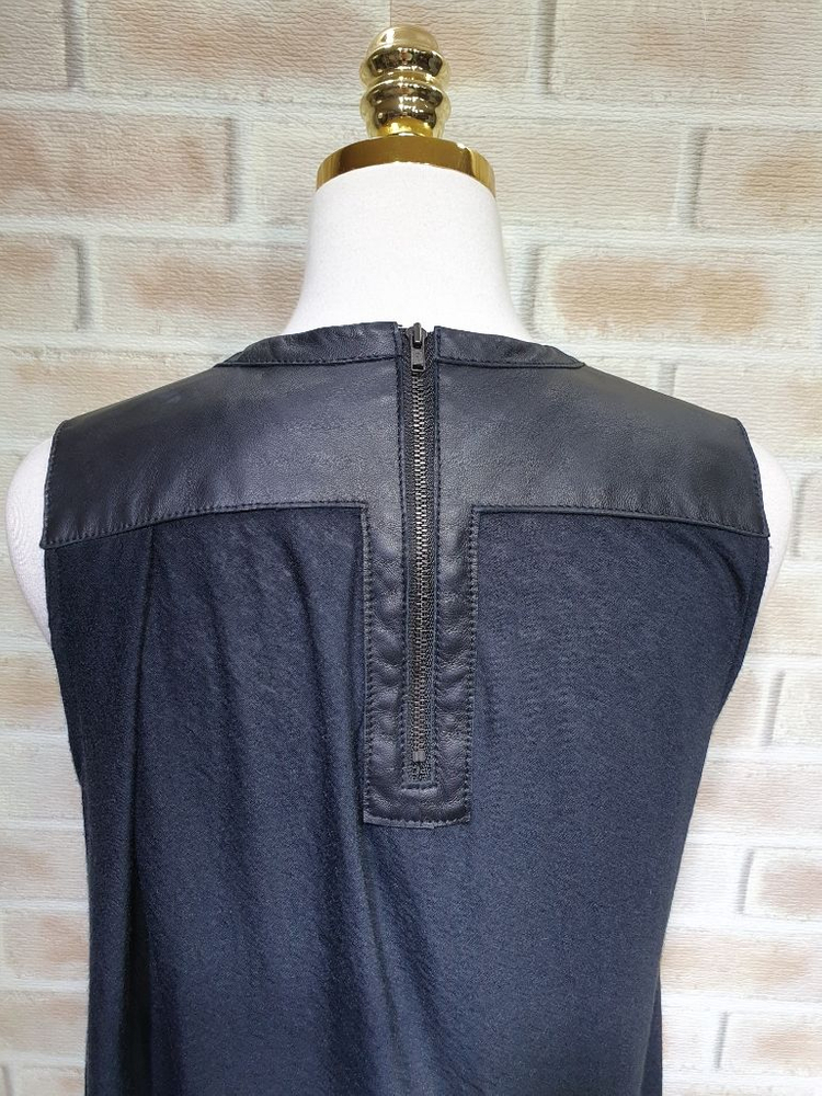 핼무트랭 정품 새것수준 양가죽 배색 뒷지퍼 셔링티 M 이미지