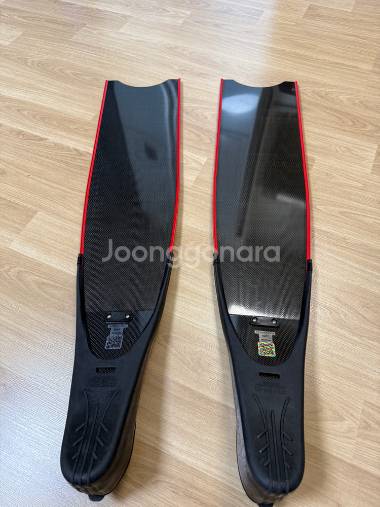 리더핀 퓨어카본 프리다이빙 롱핀 판매합니다.--3