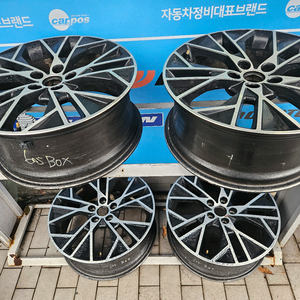 아반떼N 순정19인치판매합니다