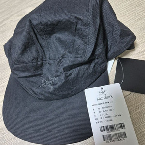 아크테릭스 노반 브림햇 L-XL