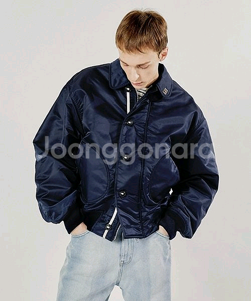 밈더워드로브 나일론 봄버 데크 자켓(2 사이즈)--0