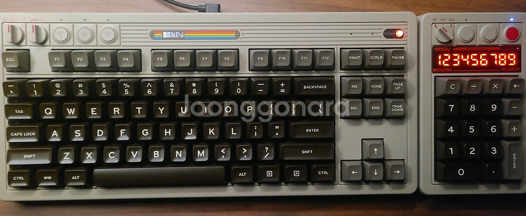 8bitdo c64 키보드 넘버패드--2
