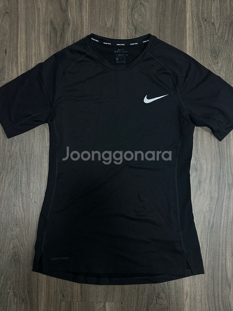 나이키 드라이핏 반팔 이너--1