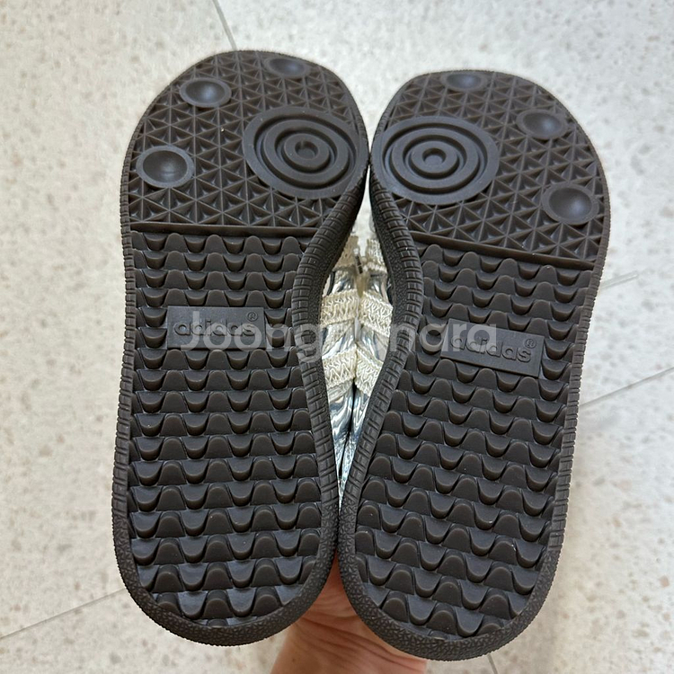 아디다스 x 웨일스 보너 삼바 실버 메탈릭 245--6