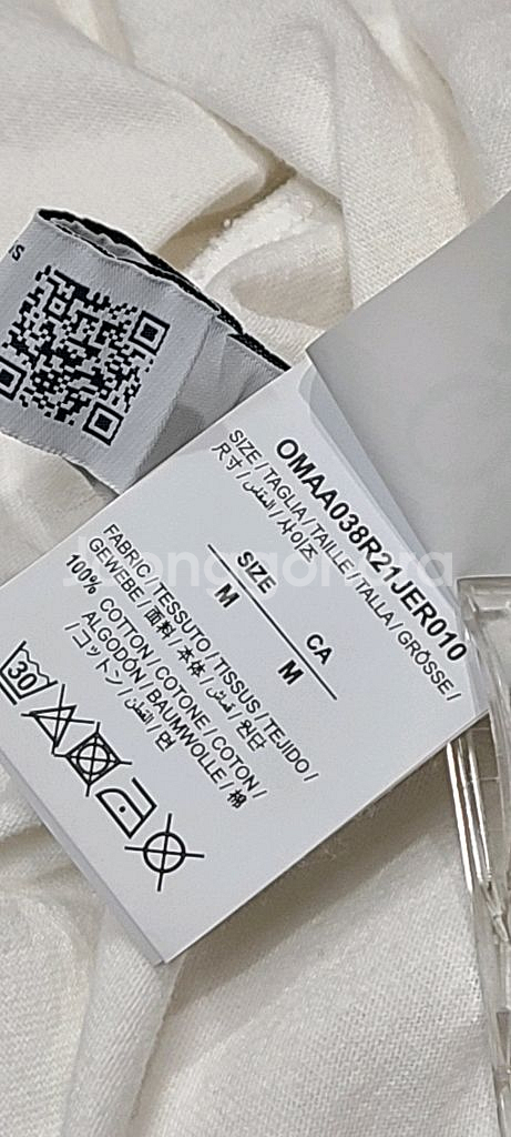 오프화이트 로고티셔츠 M 110사이즈--5