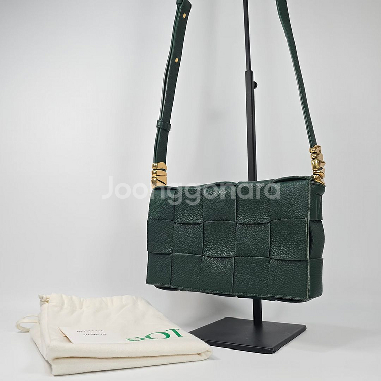 보테가베네타 레인트리 하드웨어 스몰 카세트백--0