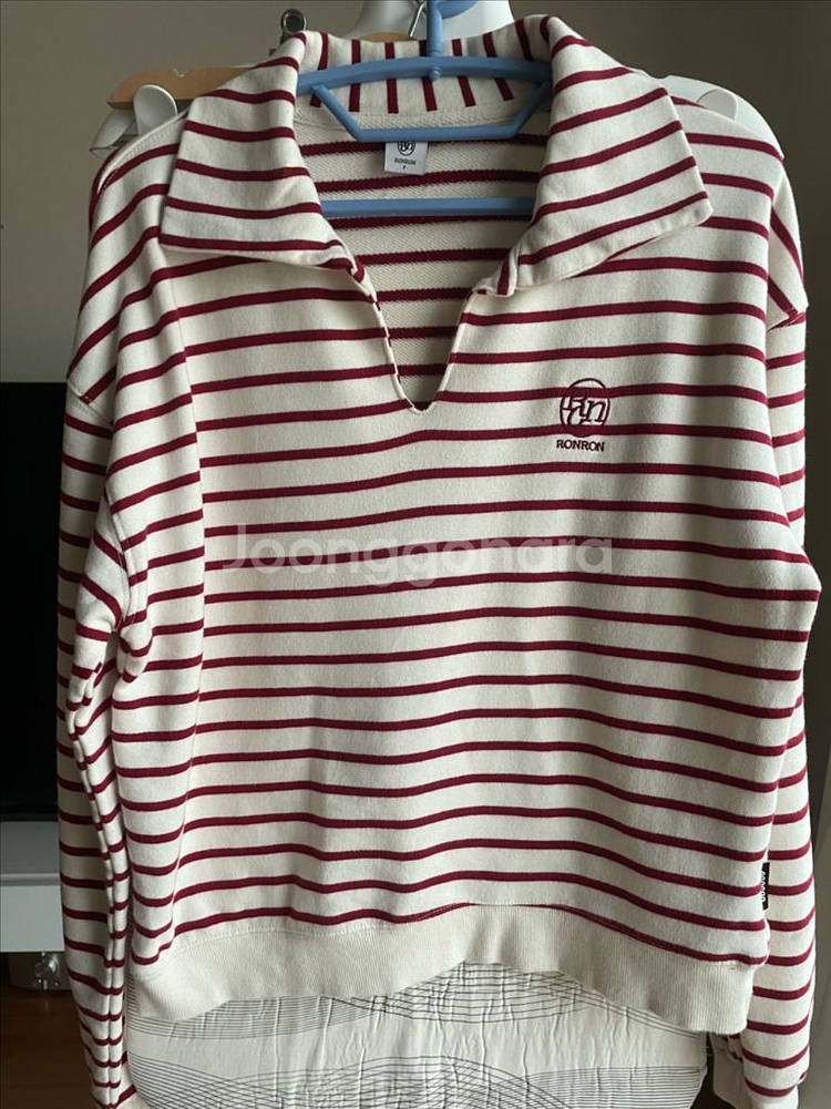 론론 스트라이프 스웻 맨투맨 티셔츠 반택 만원--2