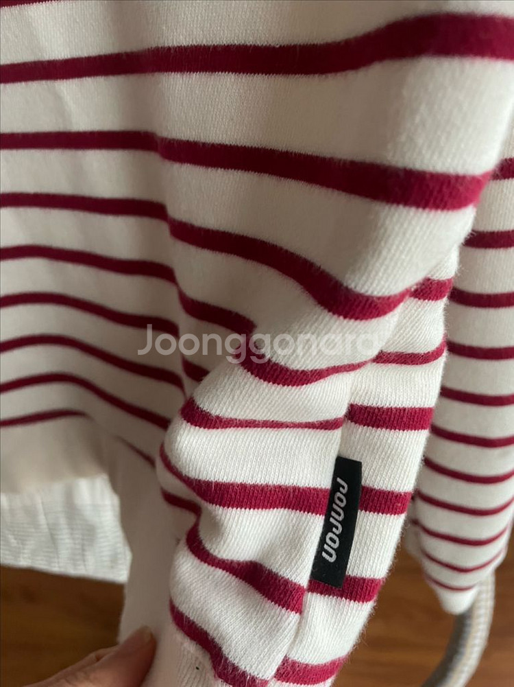 론론 스트라이프 스웻 맨투맨 티셔츠 반택 만원--4