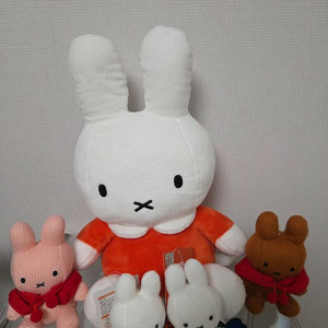 미피 인형 세트 (중형 백팩인형, 소형 4개)