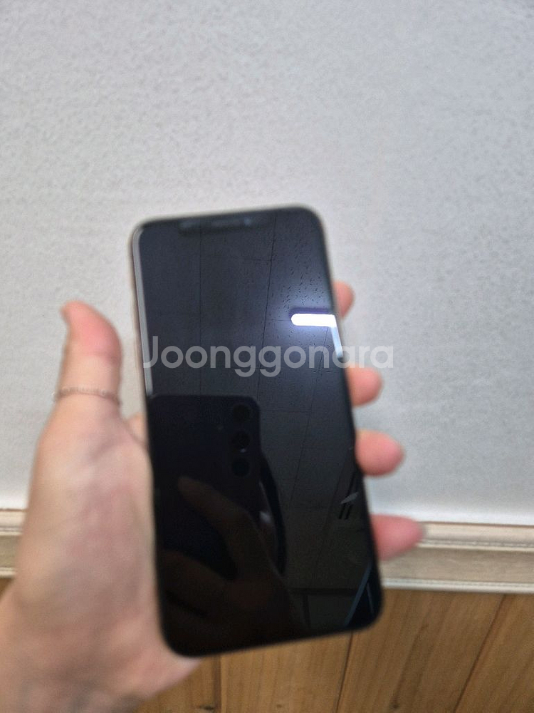 아이폰 Xs 256GB 골드 액정무기스 깨끗해요--1