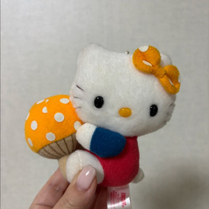 산리오 고전 버섯 키티 인형