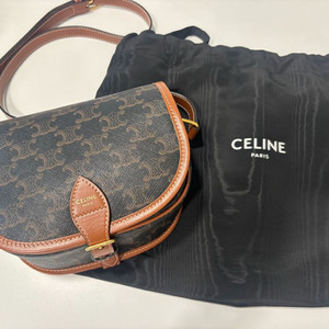 셀린느 트리옹프 폴코 크로스백(S급)