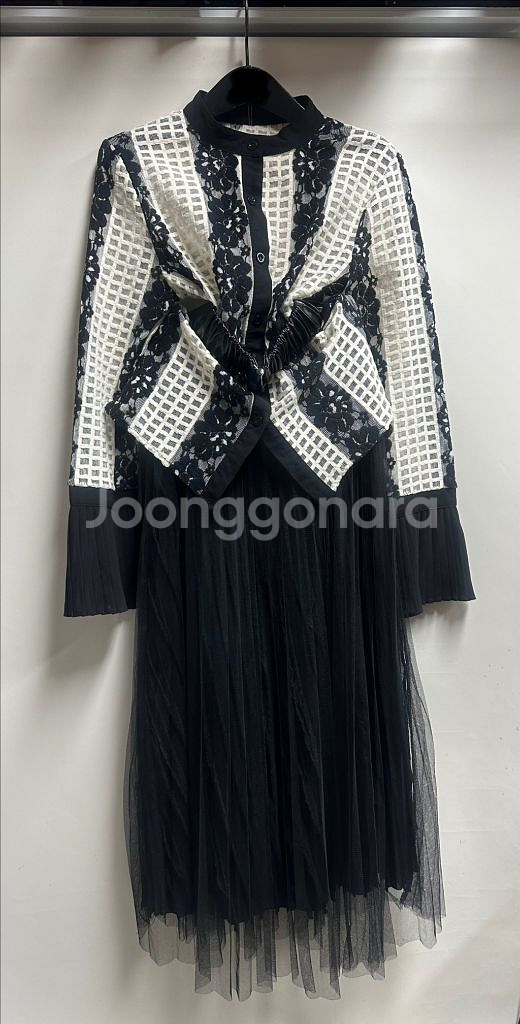 여성 레이스 블라우스와 스커트 투피스 M--0