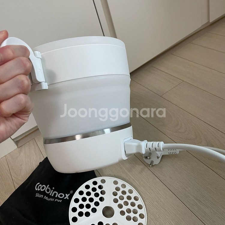 쿠비녹스 접이식 여행용 휴대 전기포트(프리볼트)--1
