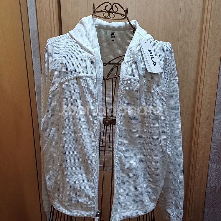 새상품 휠라 FILA 메쉬 후드 집업자켓 S~M 사이즈--1