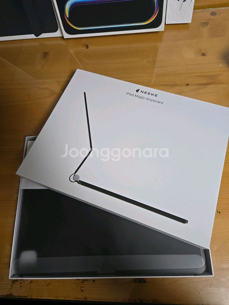 아이패드 프로 13 m4 256g wifi+케이스+펜슬--4