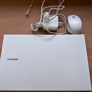 삼성노트북 NT950XDA