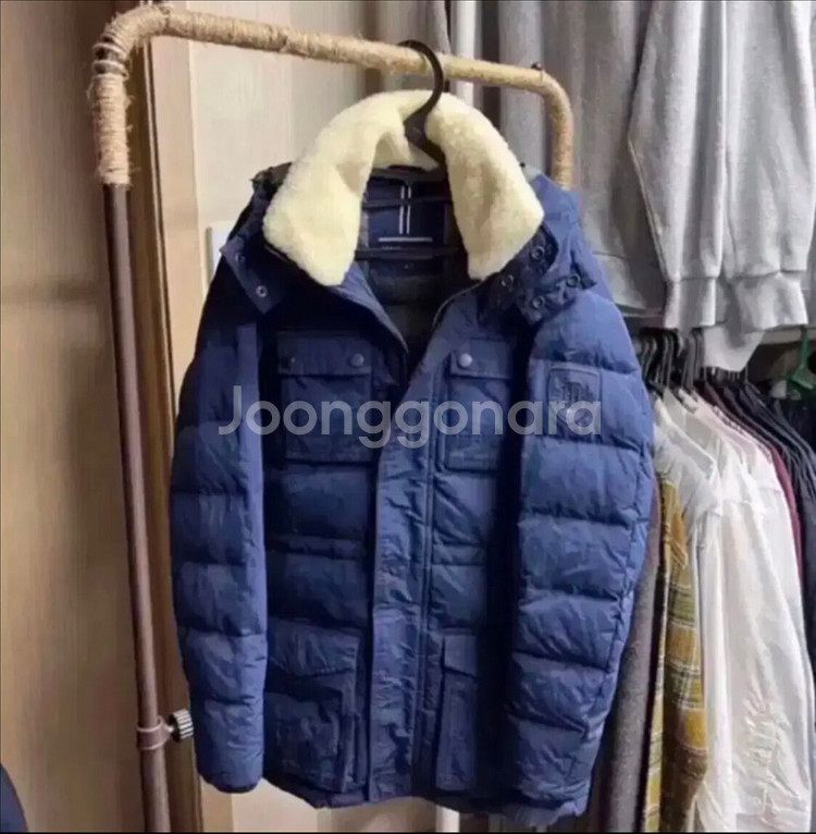 타미힐피거 중고등학생 무스탕카라 패딩 사이즈XS--0