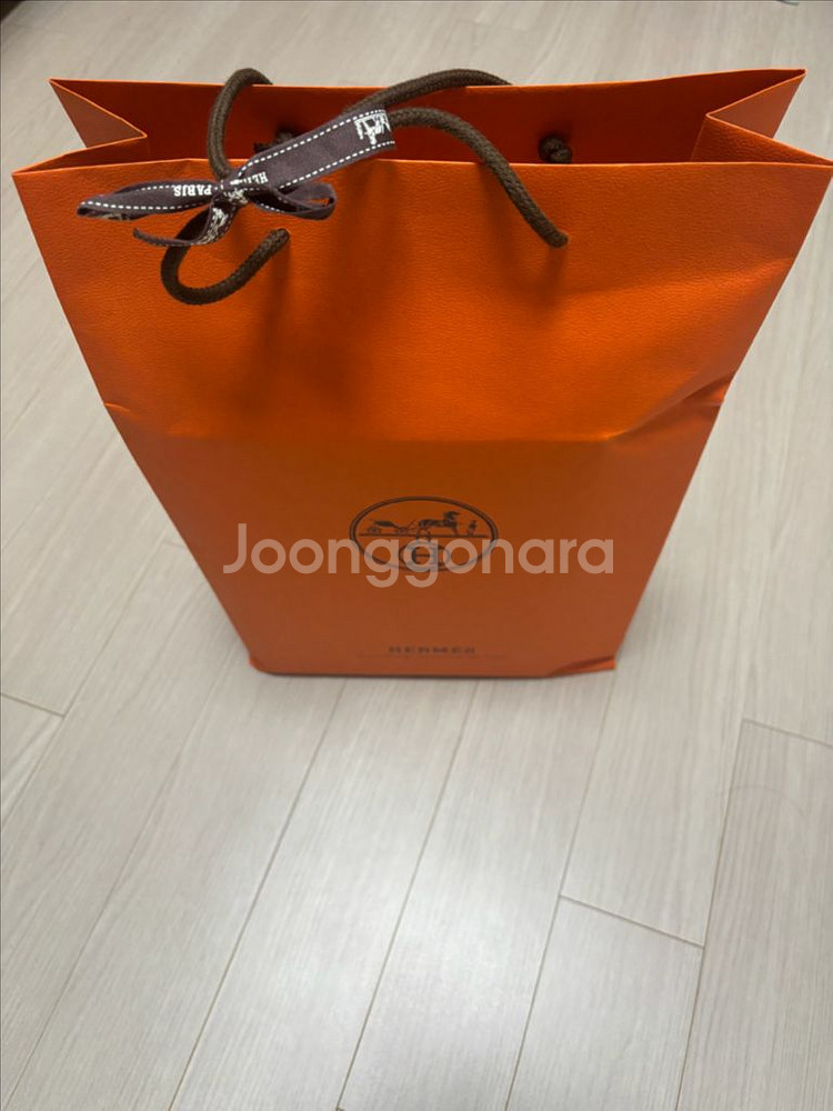 에르메스 블랙 금장뮬 36--0