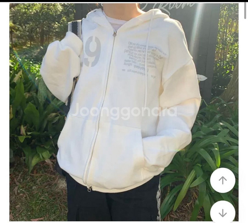 에이블리 남여공용 레터링 투웨이 후드집업 (새상품)--2