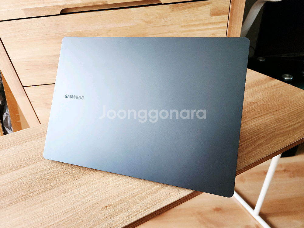 신품급 삼성 갤럭시북3 프로 16인치 i7 32G 최고--1