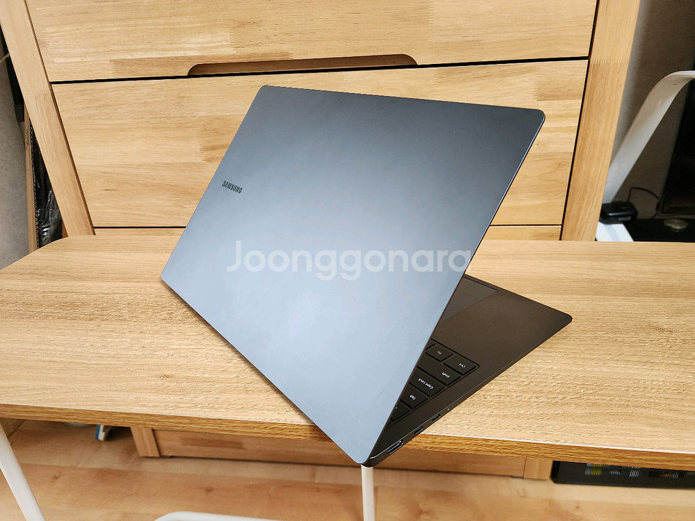 신품급 삼성 갤럭시북3 프로 16인치 i7 32G 최고--3