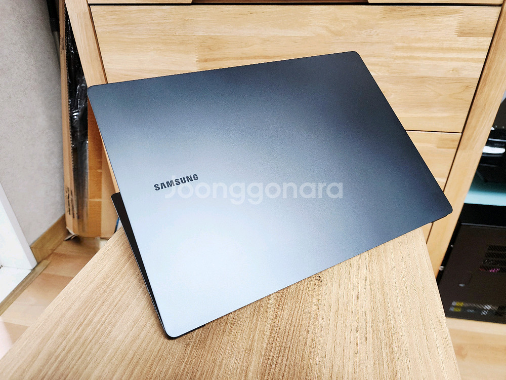 신품급 삼성 갤럭시북3 프로 16인치 i7 32G 최고--2