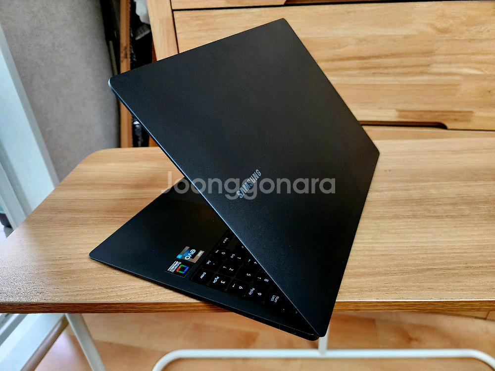 신품급 삼성 갤럭시북3 프로 16인치 i7 32G 최고--5
