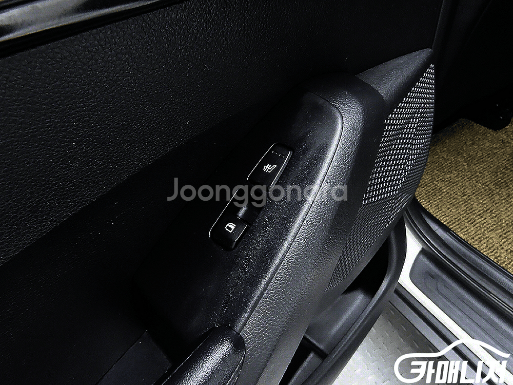 [기아]셀토스 가솔린 1.6 터보 2WD 노블레스 #앱--8