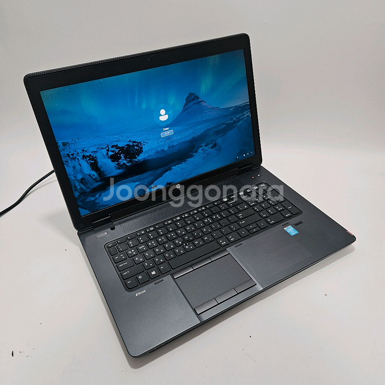 HP노트북 워크스테이션 I7/램16/저장756/17--2