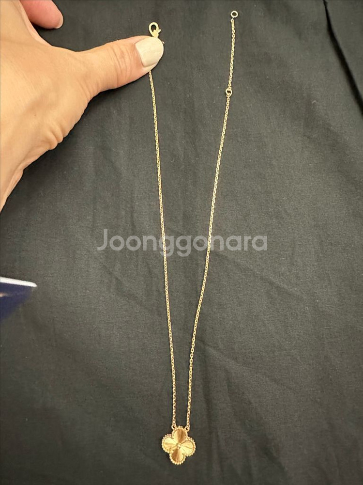반클리프 아펠 알함브라 빈티지 기요세 목걸이 팔아요--3