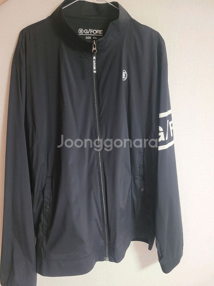 지포어 남성 바람막이 2xl 화이트 블랙 팝니다--2