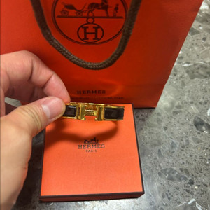 에르메스 팔찌 톰브라운양말 티파니앤코 더블하트 목걸이