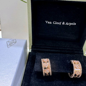 18k 반클리프 최상급 귀걸이(주말할인)