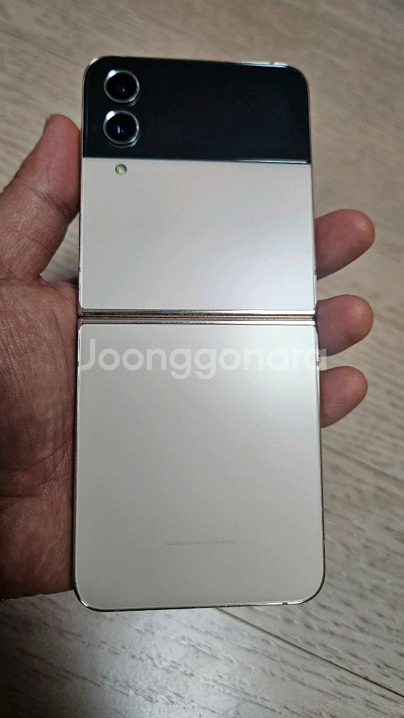 갤럭시 Z Flip4 고장폰 판매--2