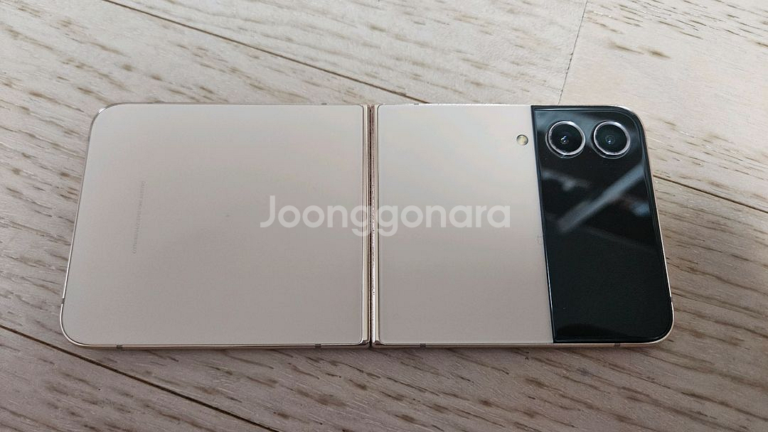 갤럭시 Z Flip4 고장폰 판매--8