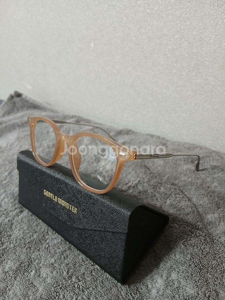 젠틀몬스터 남녀공용 안경 브라운--0