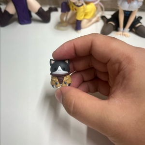 진격의거인 미카사 메가캣 피규어