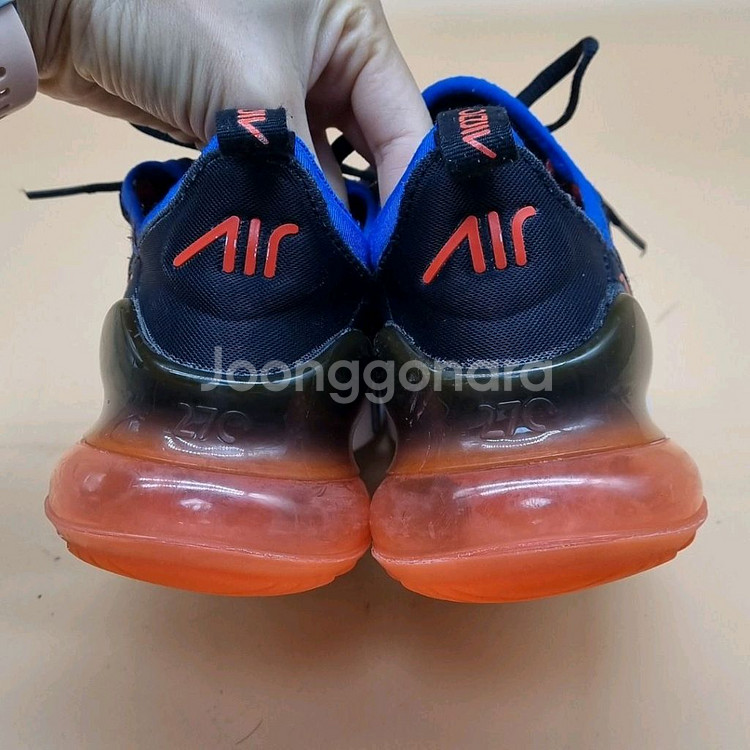 나이키 에어맥스 270 크림슨 운동화 225.--3