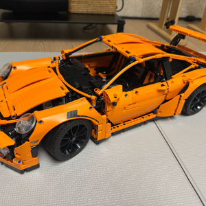 레고 테크닉 포르쉐 911 gt3 rs판매합니다