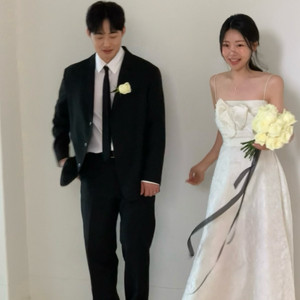 플로뉴 클래식 드레스