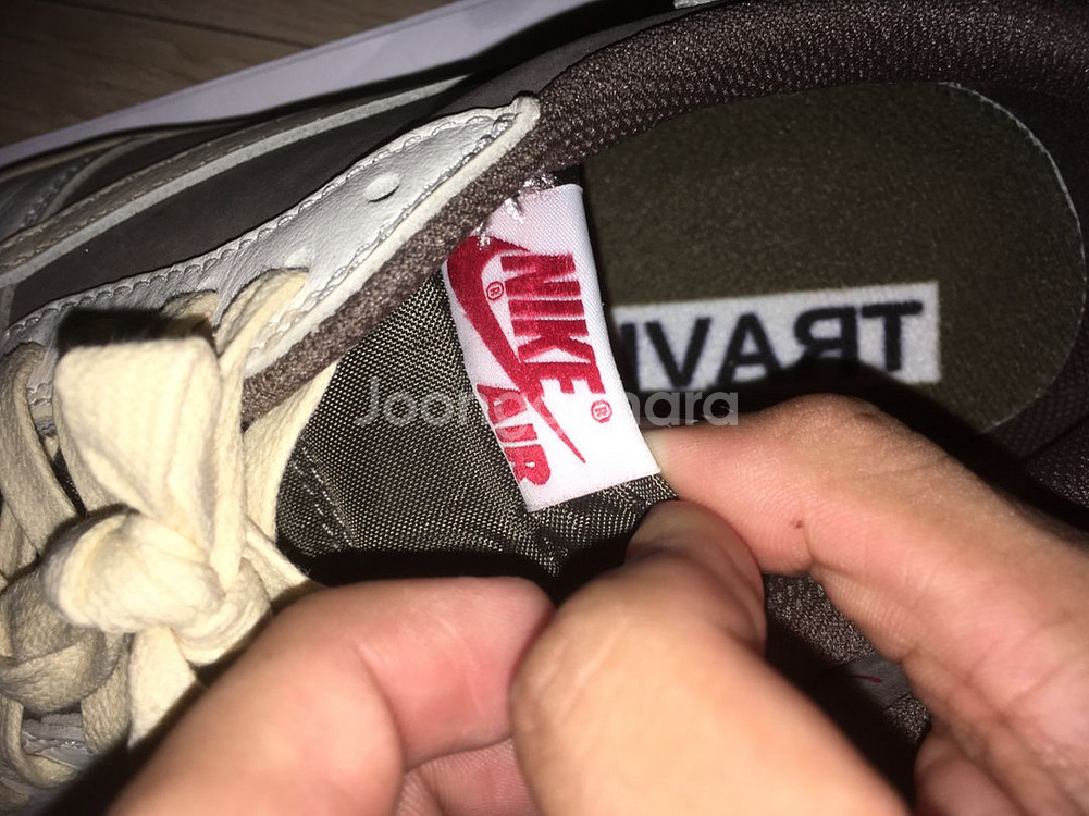 (265)나이키 트레비스 스캇 리버스 모카--3