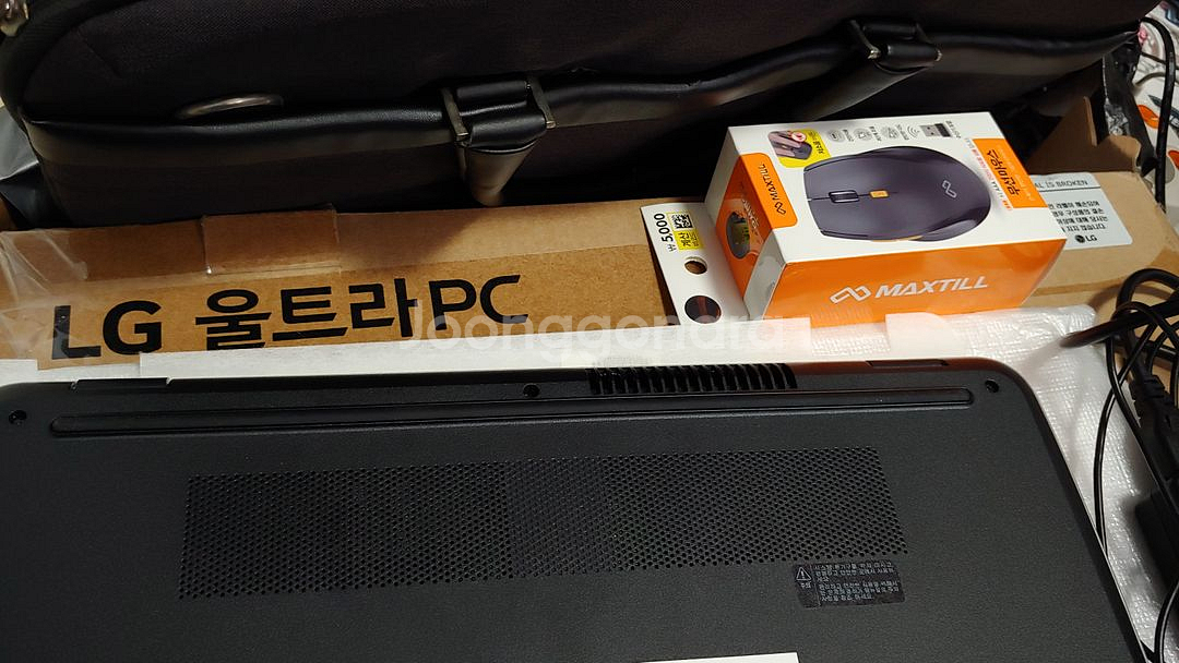 LG 울트라PC 노트북:15U480-LA1SK 팝니다.--9