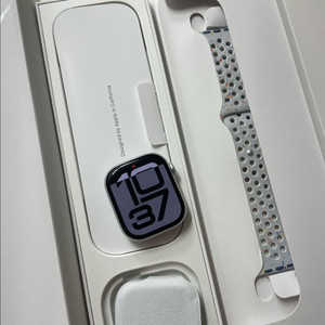애플워치10 46mm 실버 SSS급 25.6 구매